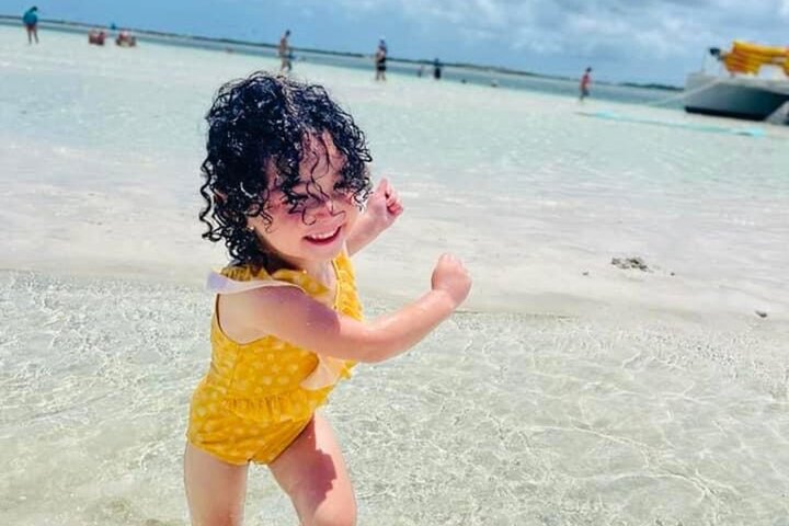 All-Inclusive Sandbar Safari with Dolphin Playground Encounter