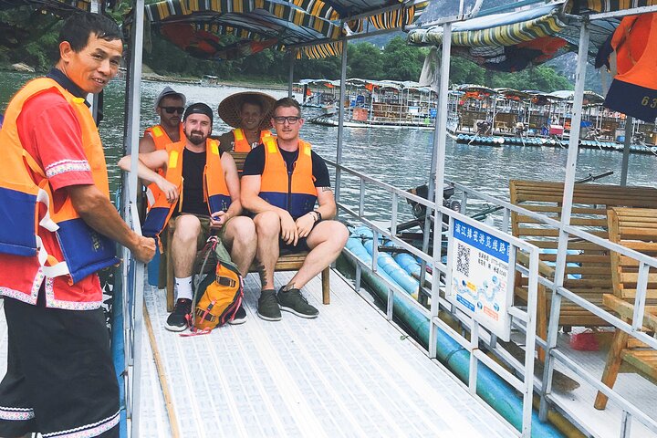 Li River Cruise with bamboo Rafting & Xianggong Hill Private Tour