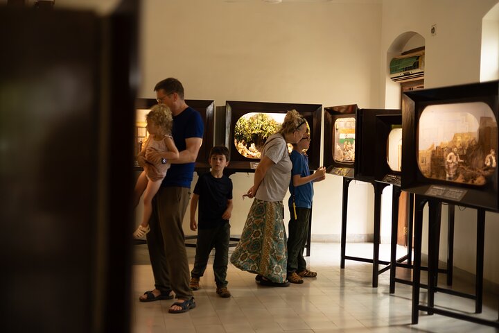 Private Half-Day Sightseeing Tour in Mumbai