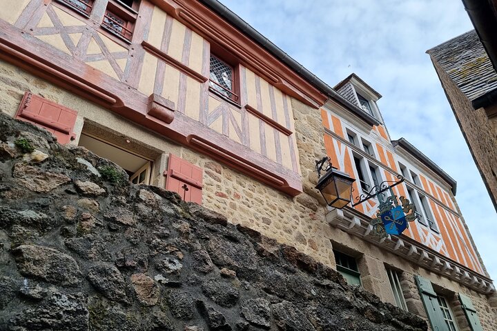 2 hour guided tour of Mont Saint Michel, abbey ticket included