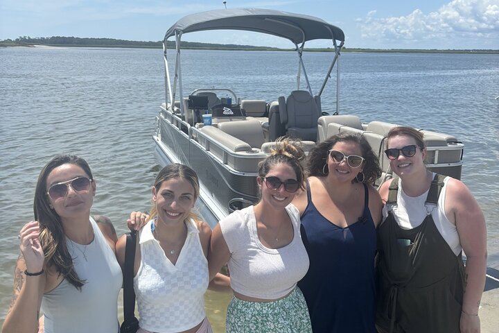 Private Folly Beach Dolphin Watching and Shelling tour