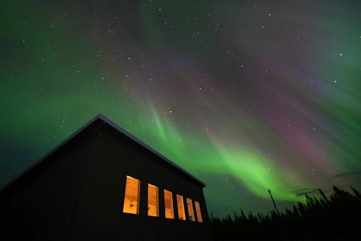 Mountaintop 360° Best Alaskan Cabin with Photography @Aurora Camp