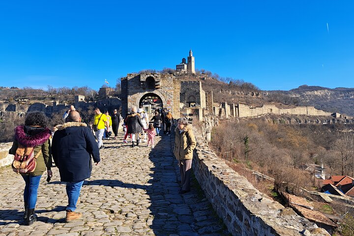Veliko Tarnovo and Arbanasi day tour from Sofia with pickup