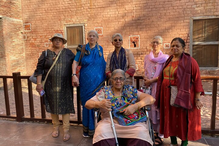 Golden Temple and Jallianwala Bagh Guided Tour