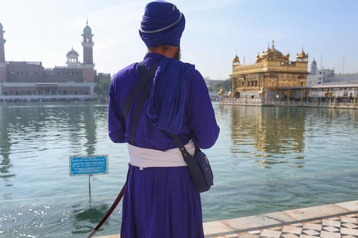 Golden Temple and Jallianwala Bagh Guided Tour
