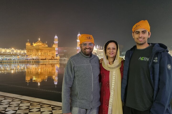 Golden Temple and Jallianwala Bagh Guided Tour