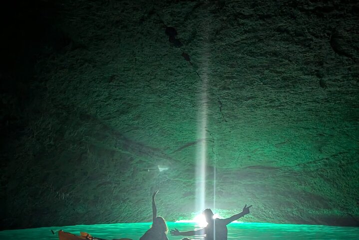 Kayak Experience with a Local