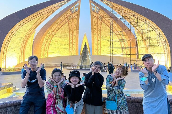 Islamabad and Rawalpindi Sightseeing Tour