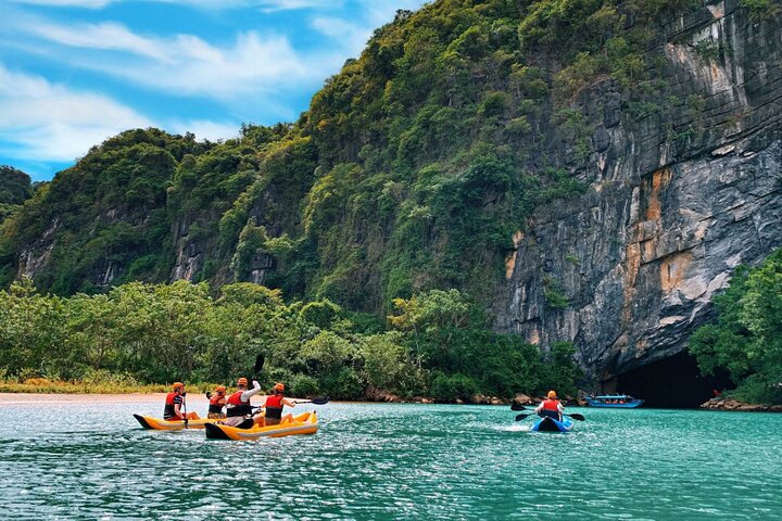 Phong Nha Cave and Paradise Cave: Guided Boat Tour & Exploration