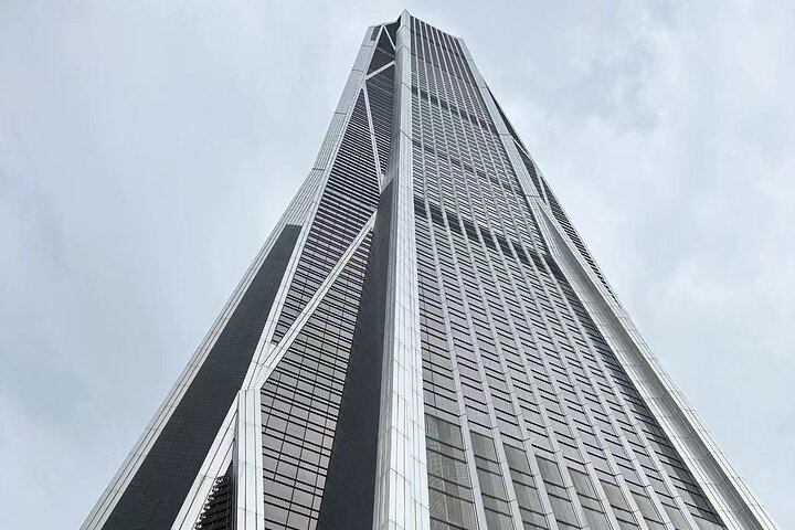 From Hong kong to Shenzhen tour with Flexible Itinerary / English