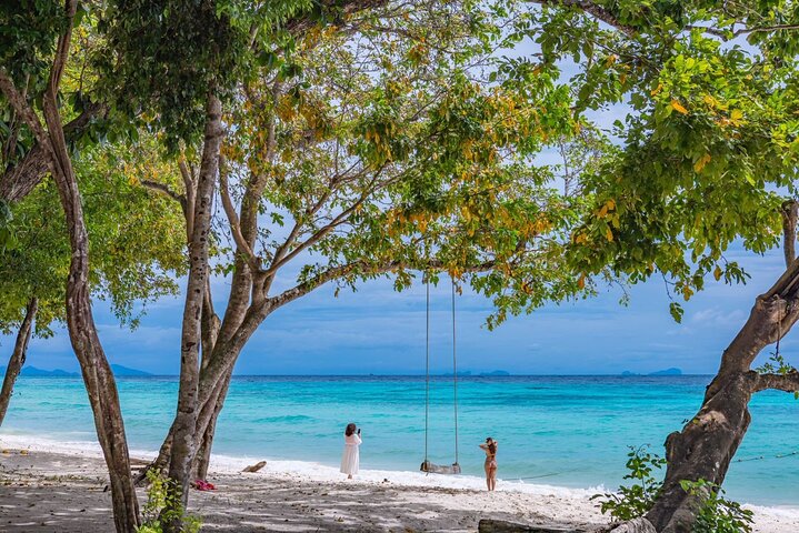Private Longtail to Koh Rok from Koh Lanta with Lunch