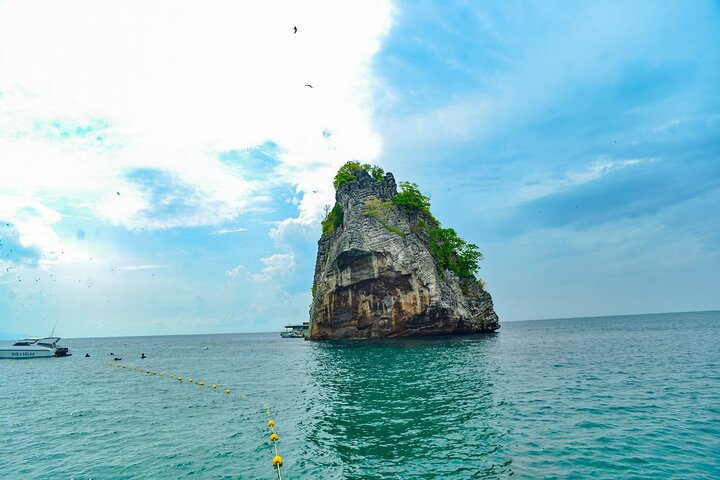 Private Longtail to Koh Rok from Koh Lanta with Lunch