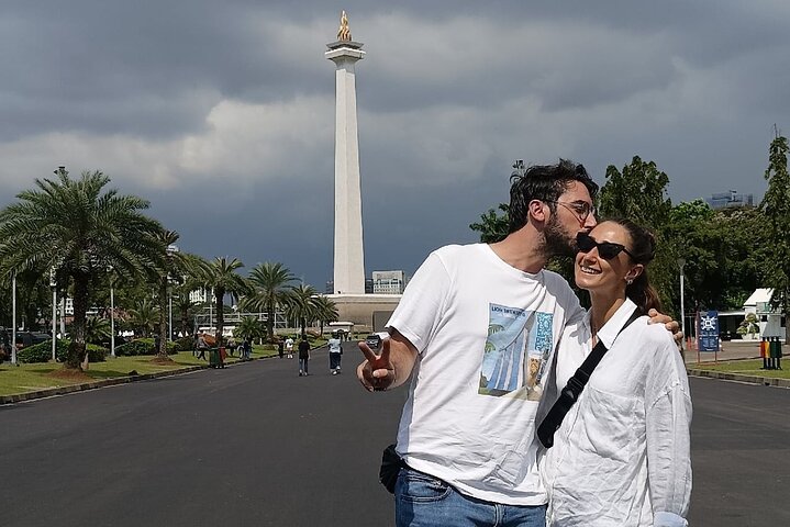 Jakarta Half Day Visit The Monument with Highlight City Tour