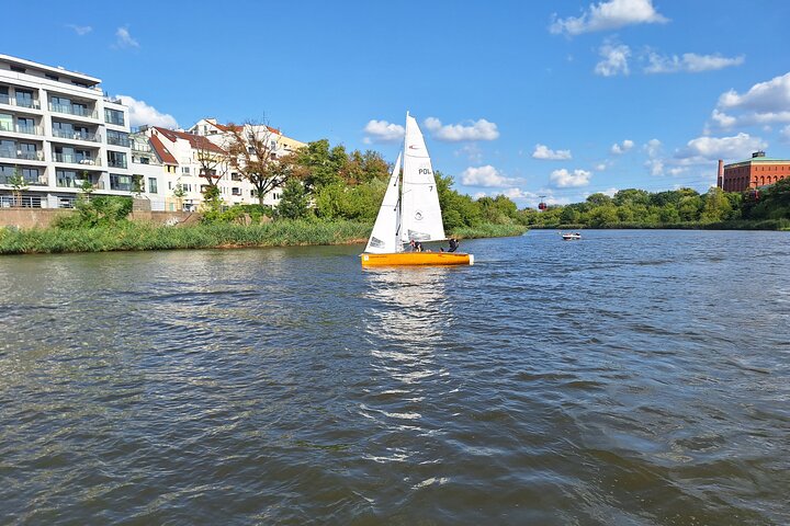 Wroclaw: Premium Catamaran Cruise at BARBARKA Riverside Bar