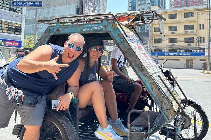 Discover the Real Manila with Tuktuk and Jeepney