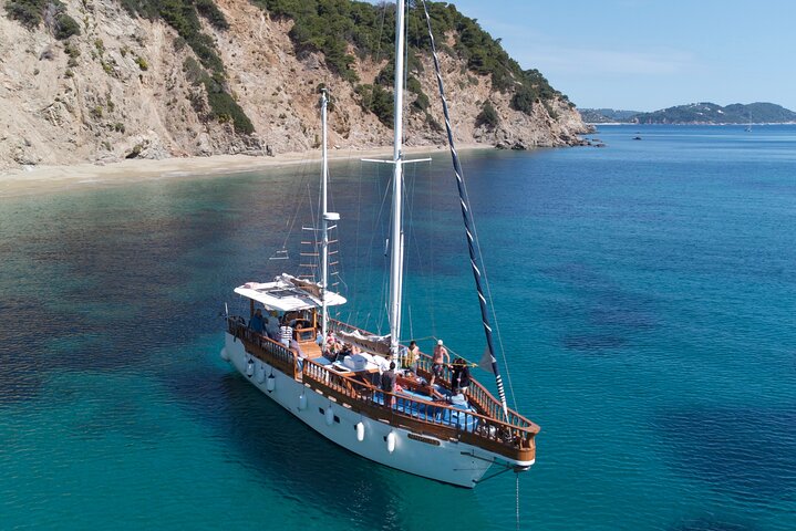 All-Inclusive Semi-Private Sailing Cruise
