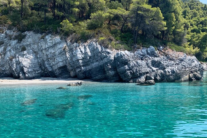 All-Inclusive Semi-Private Sailing Cruise