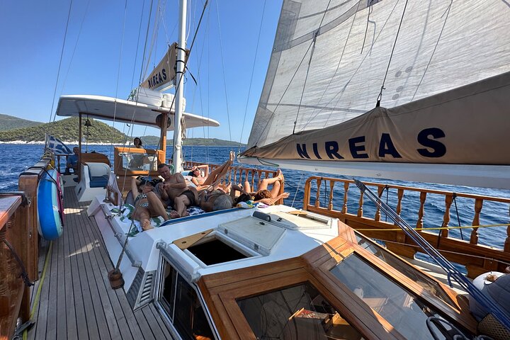 All-Inclusive Semi-Private Sailing Cruise