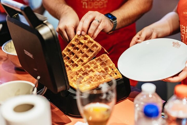The Waffles 'n Beer Workshop in Bruges Centre