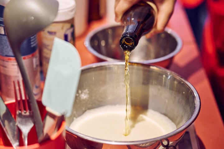The Waffles 'n Beer Workshop in Bruges Centre