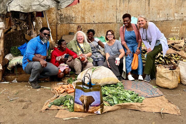 Traditional Kenyan Cooking Class & Local Market Tour