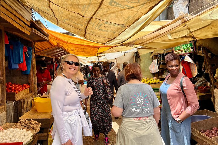 Traditional Kenyan Cooking Class & Local Market Tour