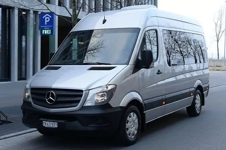Private transfer from Bulle to Geneva Airport
