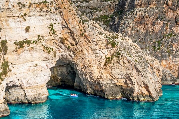 Half Day Tour in Marsaxlokk Village, Market, Blue Grotto & Qrendi