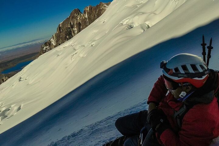 Huayna Potosi 6088m. 2 Day Climb