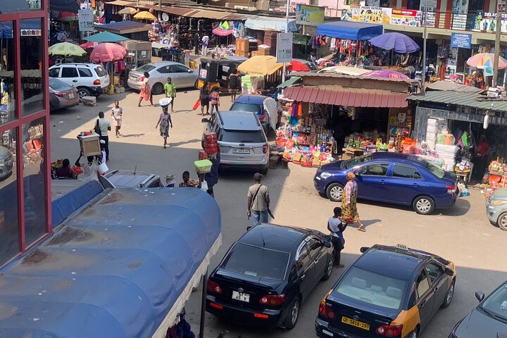 Cape Coast, Ghana Kotokraba Market – Guided Experience