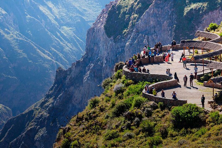 2 Days and 1 Night Tour from Puno to Colca Canyon and Arequipa
