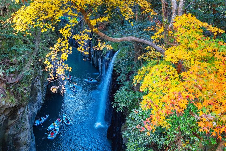 From Fukuoka: Miyazaki, Takachiho Gorge And Shrine Day Tour