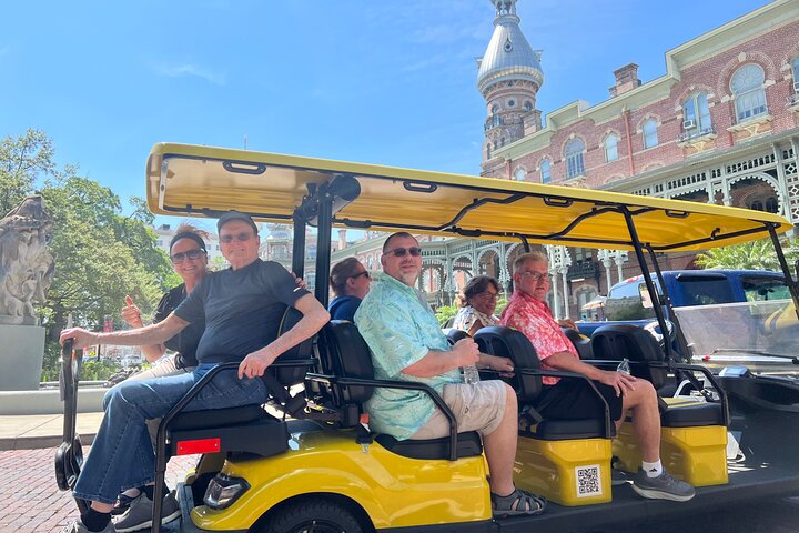 Locally-Guided Tampa Sightseeing Tour in Street-Legal Golf Cart