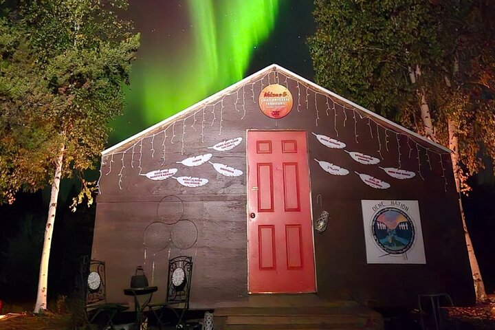 Intimate Aurora Tours Cozy Cabin Bucket List
