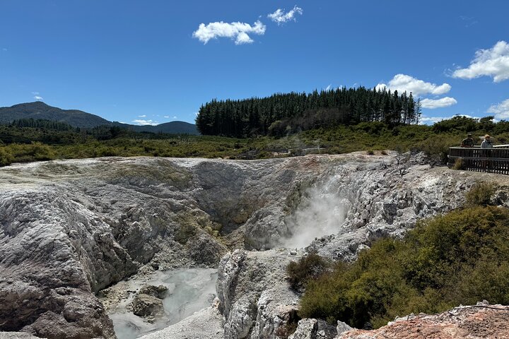 2 Days Private Tour in Tauranga, Rotorua, Taupo from Hamilton