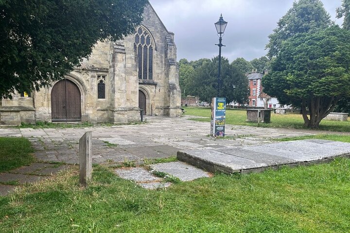 e-Scavenger hunt Salisbury: Explore the city at your own pace