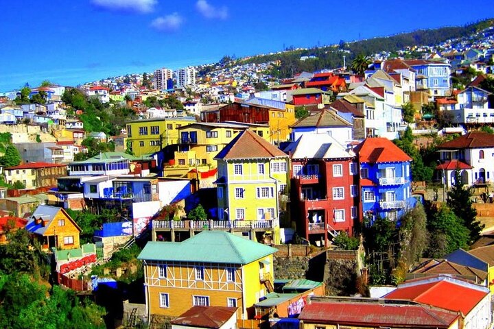 San Antonio to Valparaiso Private Tour with Santiago Drop Off