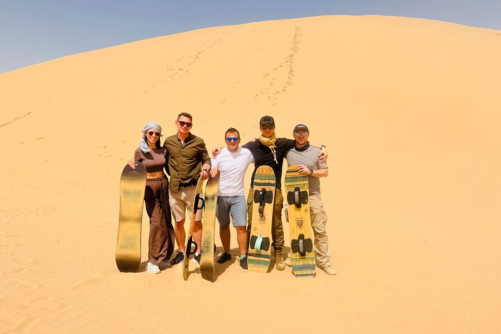 Abu Dhabi Layover Tour with Airport Pickup