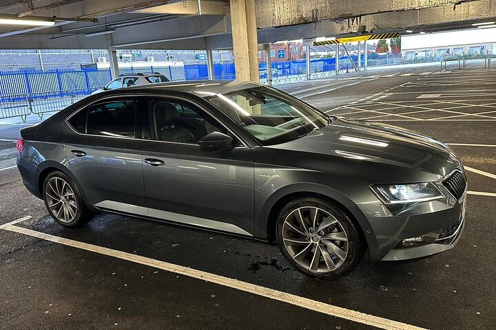 Portsmouth Private Transfer To or From Heathrow Airport
