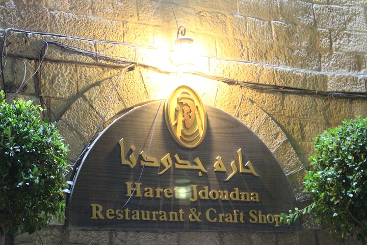 Private Walking Tour in Madaba with Local Guide