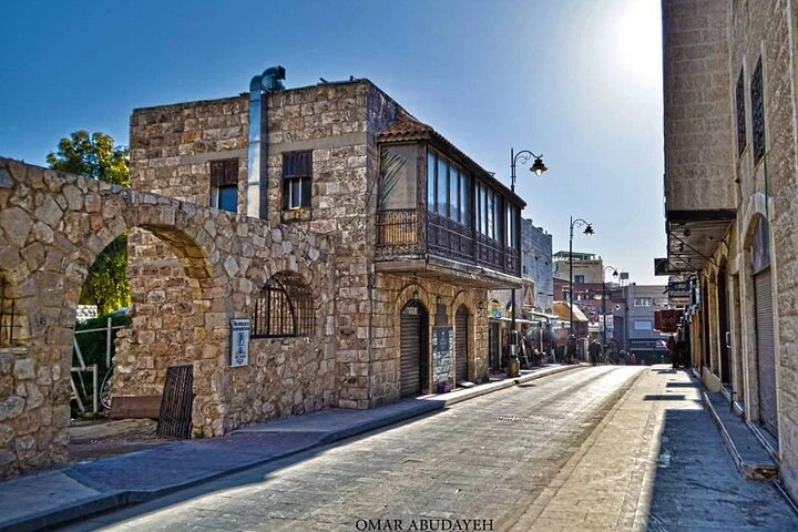 Private Walking Tour in Madaba with Local Guide