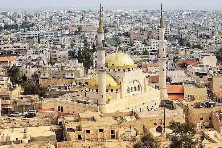 Private Walking Tour in Madaba with Local Guide