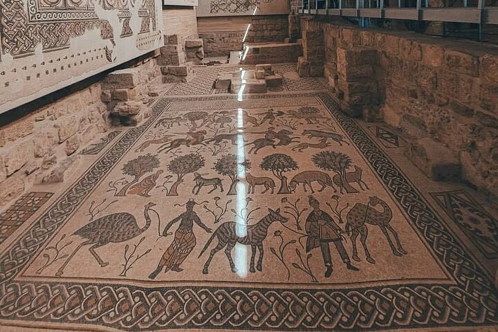 Private Walking Tour in Madaba with Local Guide