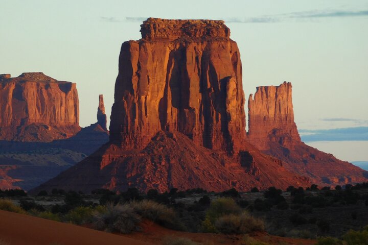 3.0 Hours of Monument Valley's Sunrise or Sunset 4×4 Tour