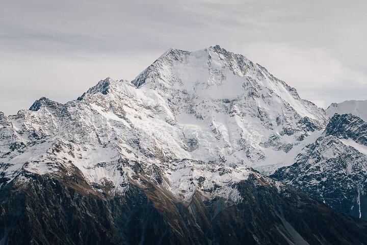 Mount Cook and The Glaciers 55-Minute Helicopter Flight