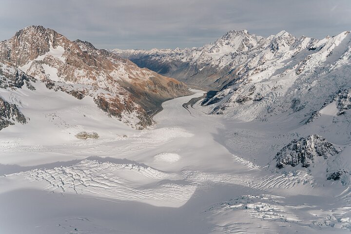 Mount Cook Scenic 35 Minute Helicopter Flight