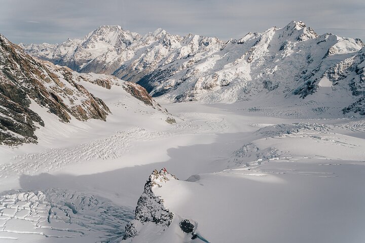 Mount Cook and The Glaciers 55-Minute Helicopter Flight