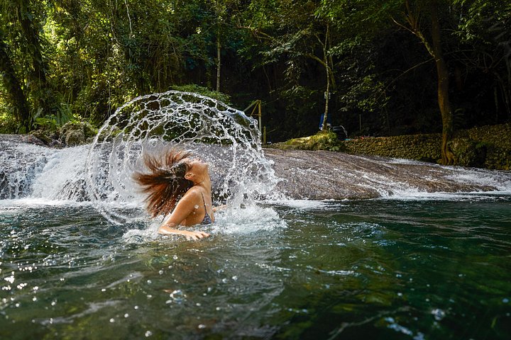 Half Day Blue Lagoon and Cascades Tours