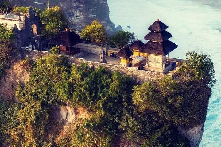 Uluwatu Sunset & Kecak Fire Dance – Private All-Inclusive Tour