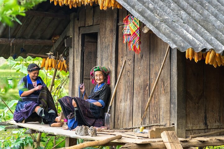 Mu Cang Chai Scenic Car Tour with Local Guide & Beeswax Painting